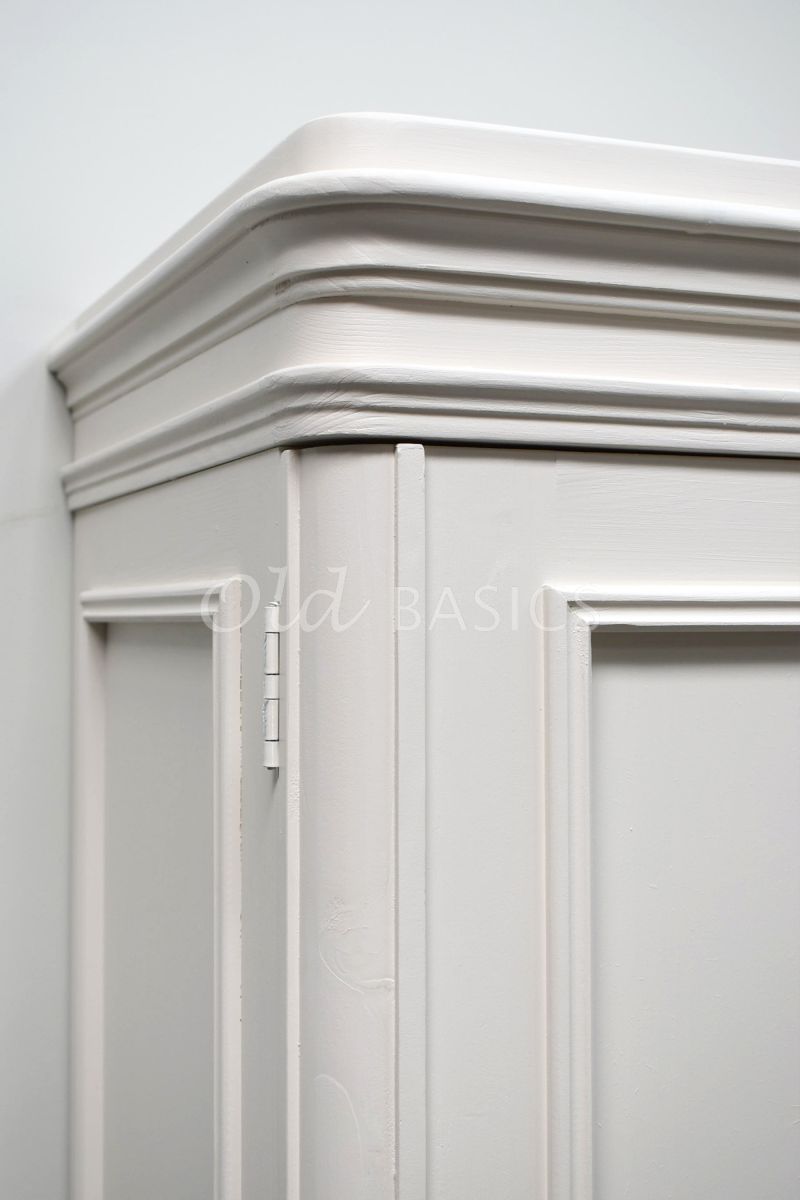 Detail van Linnenkast Amiens, 3 deuren, RAL9001, wit, crème, materiaal hout